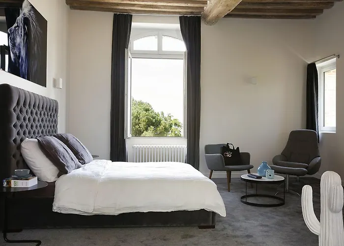 Le Manoir De La / Adults Only 3* הונפלר