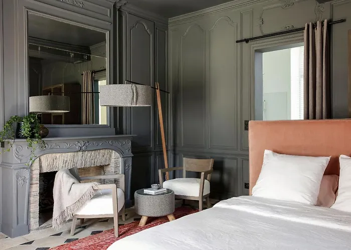 Le Manoir De La / Adults Only 3* הונפלר